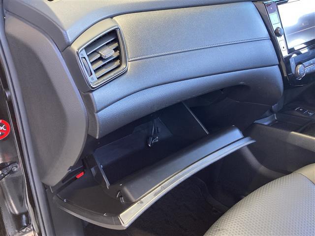 エクストレイル ２０Ｘｉ　禁煙／純正ＳＤナビ／フルセグ／プロパイロット／エマージェンシーブレーキ／アラウンドビューモニター／パワーバックドア／ＥＴＣ／ＬＥＤヘッドライト／シートヒーター／ドライブレコーダー（15枚目）