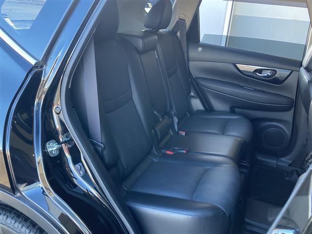 エクストレイル ２０Ｘｉ　禁煙／純正ＳＤナビ／フルセグ／プロパイロット／エマージェンシーブレーキ／アラウンドビューモニター／パワーバックドア／ＥＴＣ／ＬＥＤヘッドライト／シートヒーター／ドライブレコーダー（17枚目）