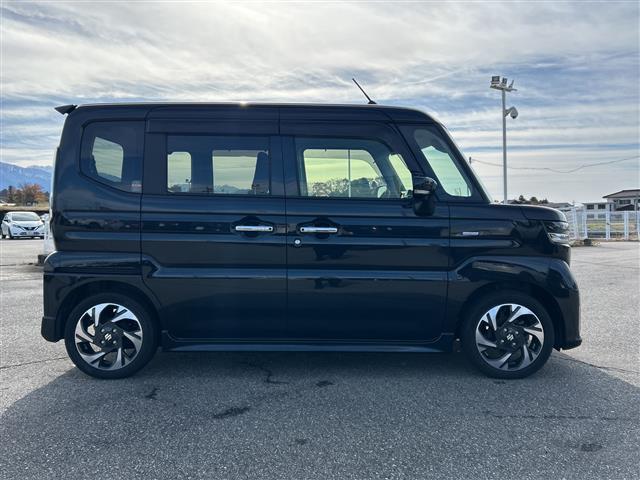 スペーシアカスタム ハイブリッドXS 純正9インチナビ/全方位カメラ/フルセグ/両側パースライドドア/衝突被害軽減ブレーキ/レーダークルーズコントロール/レーンキープアシスト/コーナーセンサー/前席シートヒーター/ステアリングヒーター(35枚目)