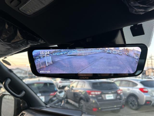 ハイエースバン スーパーGL ダークプライムII 禁煙車/4WD/ワンオーナー/社外ナビ/全方位カメラ/フルセグTV/両側イージークローザー/レーンキープアシスト/衝突軽減ブレーキ/コーナーセンサー/社外フロアマット/ETC/ドライブレコーダー(16枚目)