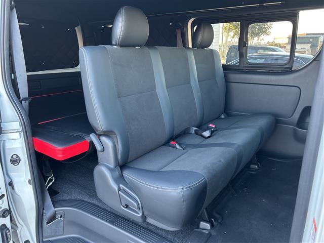 ハイエースバン スーパーGL ダークプライムII 禁煙車/4WD/ワンオーナー/社外ナビ/全方位カメラ/フルセグTV/両側イージークローザー/レーンキープアシスト/衝突軽減ブレーキ/コーナーセンサー/社外フロアマット/ETC/ドライブレコーダー(24枚目)