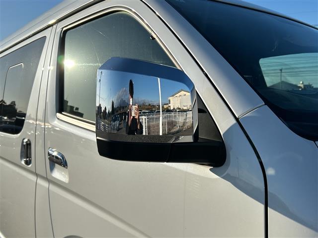ハイエースバン スーパーGL ダークプライムII 禁煙車/4WD/ワンオーナー/社外ナビ/全方位カメラ/フルセグTV/両側イージークローザー/レーンキープアシスト/衝突軽減ブレーキ/コーナーセンサー/社外フロアマット/ETC/ドライブレコーダー(37枚目)