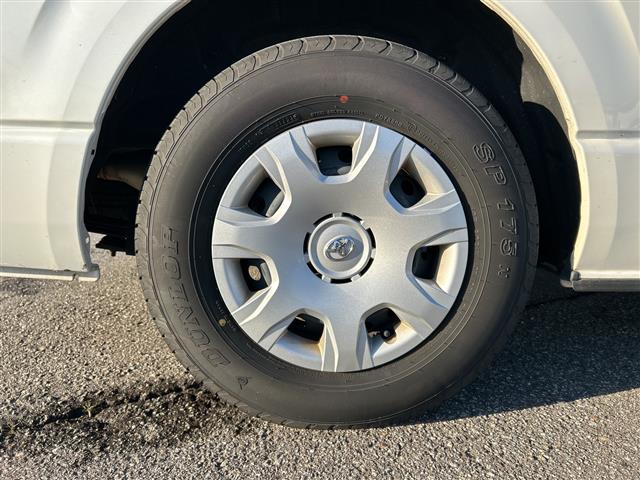 ハイエースバン スーパーGL ダークプライムII 禁煙車/4WD/ワンオーナー/社外ナビ/全方位カメラ/フルセグTV/両側イージークローザー/レーンキープアシスト/衝突軽減ブレーキ/コーナーセンサー/社外フロアマット/ETC/ドライブレコーダー(39枚目)