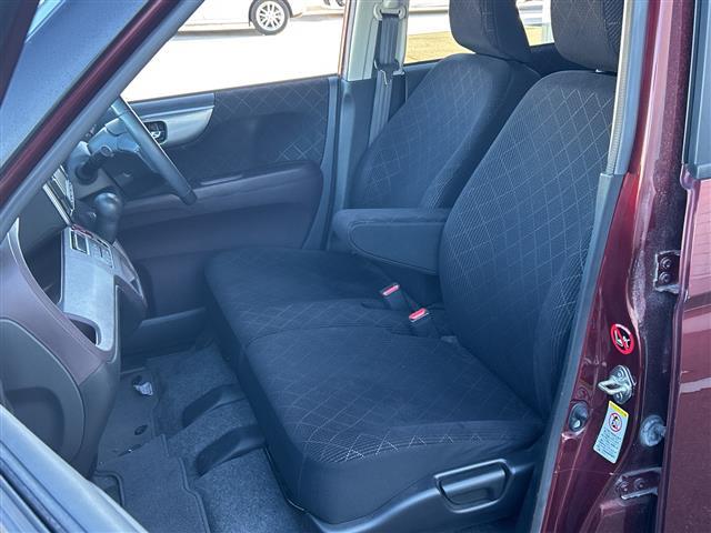 Ｎ－ＯＮＥ プレミアム　禁煙車　純正ナビ　衝突被害軽減システム　ＢＳＭ　バックカメラ　フォグランプ　プッシュスタート　スマートキー　純正フロアマット　純正アルミホイール　ベンチシート　ドアバイザー　Ｂｌｕｅｔｏｏｔｈ　ＤＶＤ（21枚目）