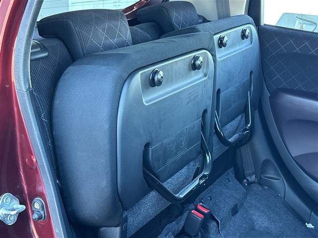 Ｎ－ＯＮＥ プレミアム　禁煙車　純正ナビ　衝突被害軽減システム　ＢＳＭ　バックカメラ　フォグランプ　プッシュスタート　スマートキー　純正フロアマット　純正アルミホイール　ベンチシート　ドアバイザー　Ｂｌｕｅｔｏｏｔｈ　ＤＶＤ（24枚目）