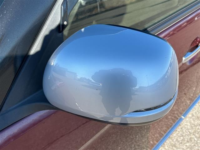 Ｎ－ＯＮＥ プレミアム　禁煙車　純正ナビ　衝突被害軽減システム　ＢＳＭ　バックカメラ　フォグランプ　プッシュスタート　スマートキー　純正フロアマット　純正アルミホイール　ベンチシート　ドアバイザー　Ｂｌｕｅｔｏｏｔｈ　ＤＶＤ（39枚目）