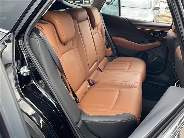 レガシィアウトバック リミテッドＥＸ　ｈａｒｍａｎ／ｋａｒｄｏｎスピーカー　アイサイト　純正ナビ　ＤＶＤ再生機能有　フロント・サイド・バックカメラ　ＥＴＣ　フルセグＴＶ　ＴＶキャンセラー付　純正アルミホイール　寒冷地仕様　ドラレコ（26枚目）