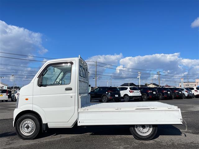 キャリイトラック KC 禁煙車/パートタイム4WD/ワンオーナー/ラジオ(FM・AM)/純正フロアマット/夏タイヤ積込(145.6PR.R12)/リモコンキー/ドアバイザー/ハロゲンヘッドライト/保証書・記録簿/取扱説明書(31枚目)