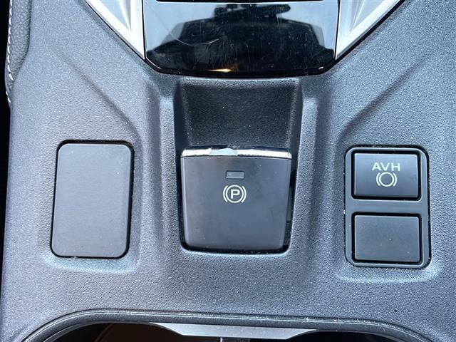 インプレッサスポーツ 2.0i-Sアイサイト 禁煙車 4WD TRDエアロ 純正ナビ アイサイト プッシュスタート スマートキー×2 デイライト ETC MTモード付(パドルシフト有) LEDヘッドライト 純正フロアマット 純正アルミホイール(21枚目)