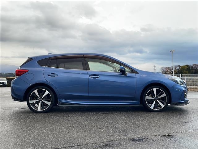 インプレッサスポーツ 2.0i-Sアイサイト 禁煙車 4WD TRDエアロ 純正ナビ アイサイト プッシュスタート スマートキー×2 デイライト ETC MTモード付(パドルシフト有) LEDヘッドライト 純正フロアマット 純正アルミホイール(39枚目)