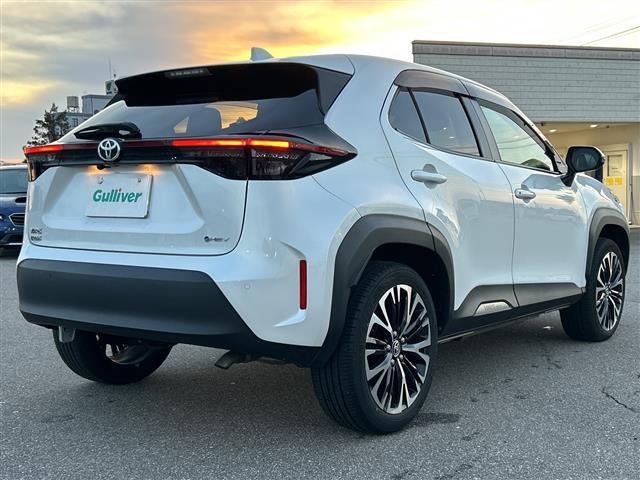 ヤリスクロス ハイブリッドＺ　純正ディスプレイオーディオ　ナビ機能　フルセグＴＶ　全周囲カメラ　ビルトインＥＴＣ　ハーフレザーシート　パワーシート　シートヒーター　ステアリングヒーター　ステアリングリモコン　ＬＥＤヘッドライト（35枚目）