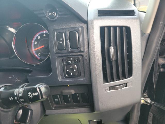 デリカD:5 エクシード(28枚目)