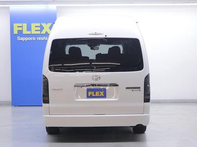 ハイエースワゴン グランドキャビン ファインテックツアラー 新車 ファインテックツアラー パールホワイト 寒冷地仕様 デジタルインナーミラー パノラミックビューモニター リアサイドプライバシーガラス右側スライド式(13枚目)