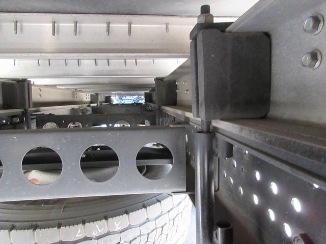 エルフトラック 　３．５ｔ超ワイド超ロング　アルミバン　ジョロダー４列　高床（24枚目）