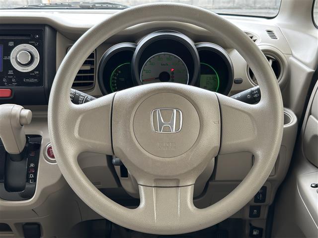 Ｎ－ＢＯＸ＋ Ｇ　純正オーディオ（ＡＭ／ＦＭ／ＣＤ／ＡＵＸ）／プッシュスタート／横滑り防止／ＥＴＣ／電動格納ミラー／両側スライドドア／純正フロアマット／取扱説明書（18枚目）