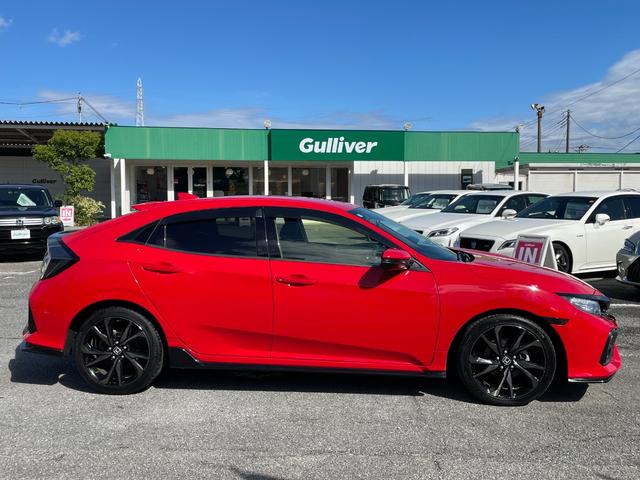 シビック ハッチバック　純正ＳＤナビ　バックカメラ　スマートキー　クルーズコントロール　前席シートヒーター　パドルシフト　リアスポイラー　純正１８インチアルミホイール　ビルトインＥＴＣ　社外ドラレコ　純正ＬＥＤヘッドライト（19枚目）