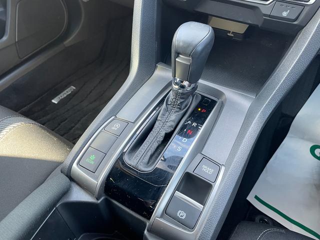 シビック ハッチバック　純正ＳＤナビ　バックカメラ　スマートキー　クルーズコントロール　前席シートヒーター　パドルシフト　リアスポイラー　純正１８インチアルミホイール　ビルトインＥＴＣ　社外ドラレコ　純正ＬＥＤヘッドライト（46枚目）