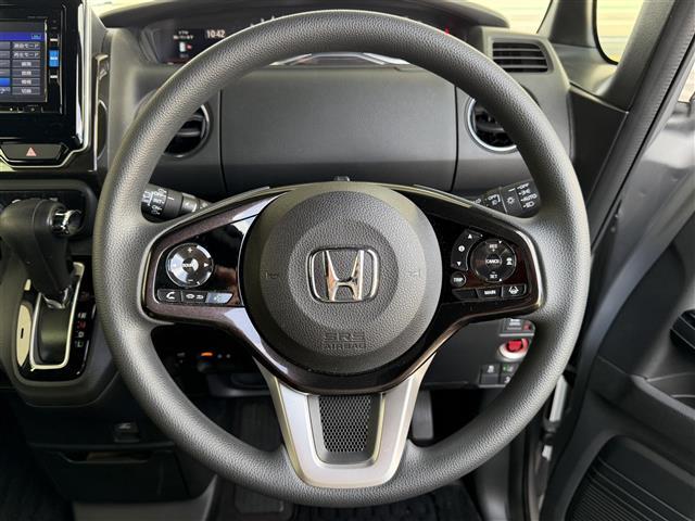 Ｎ－ＢＯＸカスタム Ｇ・Ｌホンダセンシング　／ワンオーナー／７インチ社外ナビ／ＶＸＭ－１８５ＶＦｉ／ＣＤ／ＤＶＤ／ＢＴ／フルセグＴＶ／バックカメラ／ＥＴＣ／両側パワースライドドア／衝突軽減ブレーキ／クルーズコントロール／後方コーナーセンサー（7枚目）