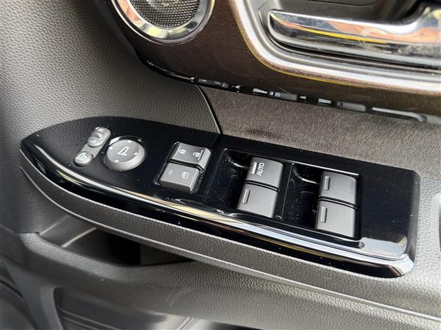 Ｎ－ＢＯＸカスタム Ｇ・Ｌホンダセンシング　／ワンオーナー／７インチ社外ナビ／ＶＸＭ－１８５ＶＦｉ／ＣＤ／ＤＶＤ／ＢＴ／フルセグＴＶ／バックカメラ／ＥＴＣ／両側パワースライドドア／衝突軽減ブレーキ／クルーズコントロール／後方コーナーセンサー（18枚目）