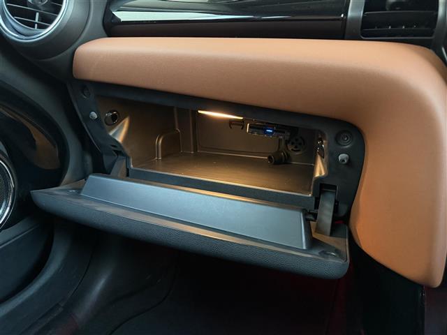 MINI クーパー ワンオーナー/純正ナビ/AM/FM/BT/USB/ETC/バックカメラ/インテリジェントセーフティ/前後ドライブレコーダー/コーナーセンサー/レザーシート/シートヒーター/スマートキー(30枚目)