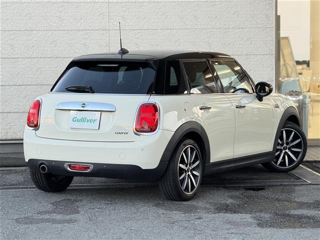 MINI クーパー ワンオーナー/純正ナビ/AM/FM/BT/USB/ETC/バックカメラ/インテリジェントセーフティ/前後ドライブレコーダー/コーナーセンサー/レザーシート/シートヒーター/スマートキー(35枚目)