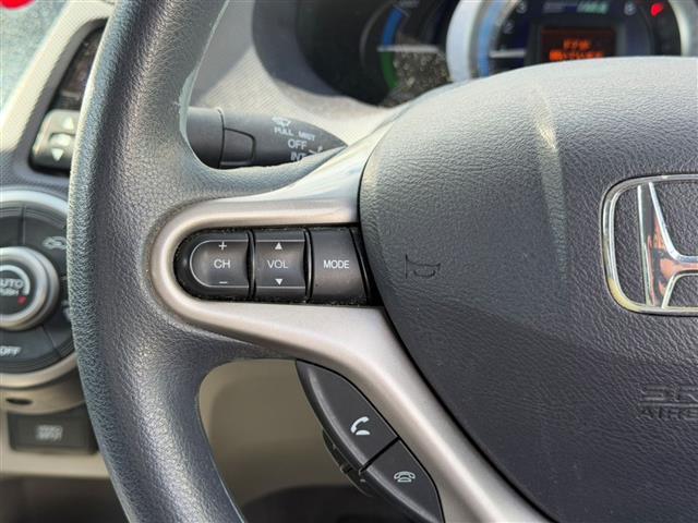 インサイト G 純正ナビ/CD/DVD/AM/FM/ワンセグTV/バックカメラ/ETC/オートライト/電動格納ミラー/純正フロアマット/ドアバイザー(6枚目)