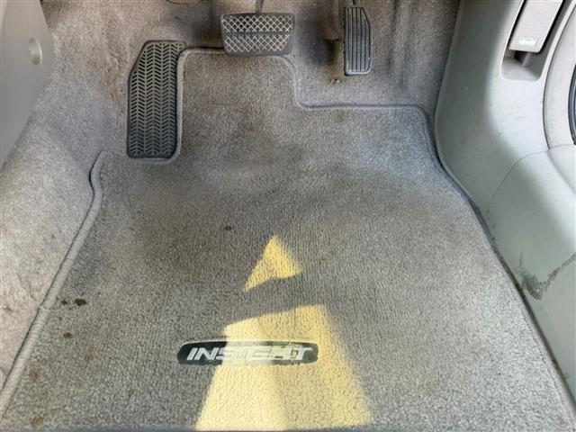 インサイト G 純正ナビ/CD/DVD/AM/FM/ワンセグTV/バックカメラ/ETC/オートライト/電動格納ミラー/純正フロアマット/ドアバイザー(15枚目)