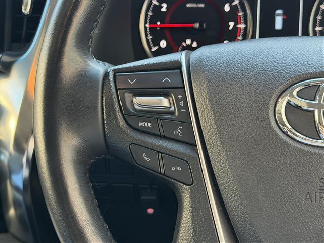 アルファード ２．５Ｓ　Ｃパッケージ　ワンオーナー／純正ナビ／ＢＴ／ＡＭ／ＦＭ／バックカメラ／フルセグＴＶ／ＥＴＣ／サンルーフ／両側パワースライドドア／衝突軽減ブレーキ／レーダークルーズコントロール／前後コーナーセンサー（7枚目）