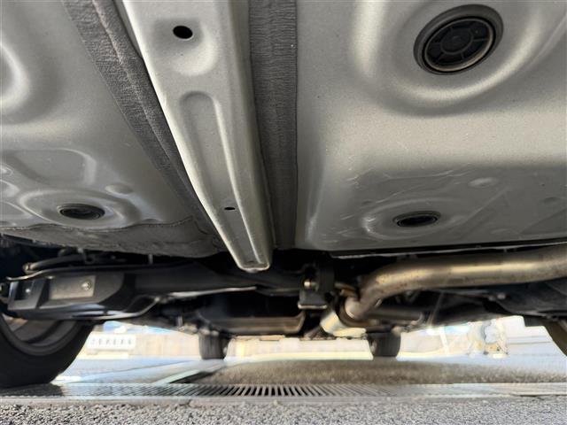 アルファード ２．５Ｓ　Ｃパッケージ　ワンオーナー／純正ナビ／ＢＴ／ＡＭ／ＦＭ／バックカメラ／フルセグＴＶ／ＥＴＣ／サンルーフ／両側パワースライドドア／衝突軽減ブレーキ／レーダークルーズコントロール／前後コーナーセンサー（41枚目）