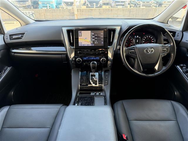 アルファード ２．５Ｓ　Ｃパッケージ　ワンオーナー／純正ナビ／ＢＴ／ＡＭ／ＦＭ／バックカメラ／フルセグＴＶ／ＥＴＣ／サンルーフ／両側パワースライドドア／衝突軽減ブレーキ／レーダークルーズコントロール／前後コーナーセンサー（42枚目）