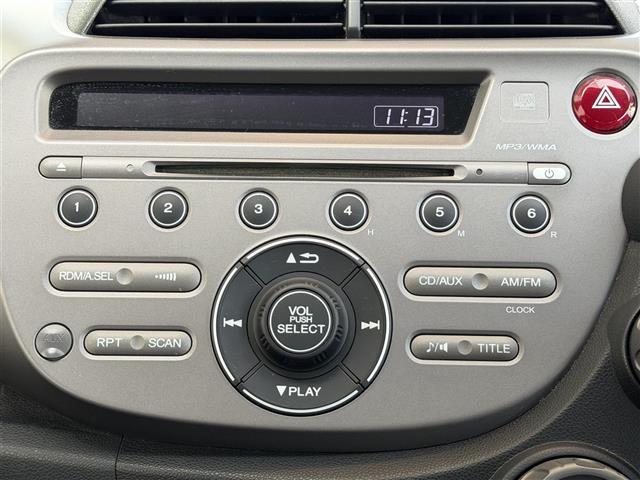 フィット G オーディオ/リモコンキー/ETC/フロアマット/ドアバイザー(8枚目)