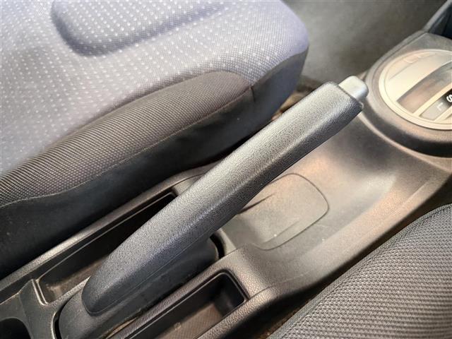 フィット G オーディオ/リモコンキー/ETC/フロアマット/ドアバイザー(12枚目)