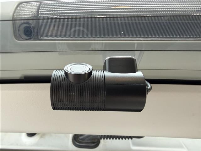 プリウスアルファ Sツーリングセレクション 社外ナビEX009V/CD/DVD/BT/SD/フルセグTV/バックカメラ/ETC/前後ドライブレコーダー/社外レーダー/LEDヘッドライト/オートライト/フォグランプ/純正ドアバイザー/フロアマット(6枚目)