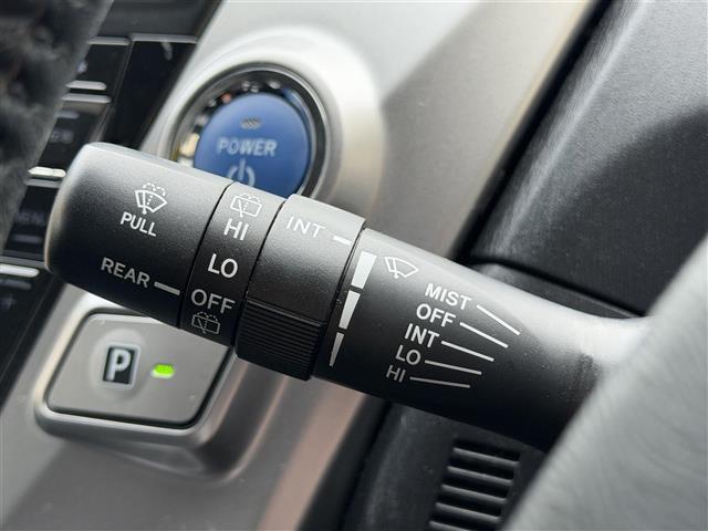 プリウスアルファ Sツーリングセレクション 社外ナビEX009V/CD/DVD/BT/SD/フルセグTV/バックカメラ/ETC/前後ドライブレコーダー/社外レーダー/LEDヘッドライト/オートライト/フォグランプ/純正ドアバイザー/フロアマット(14枚目)