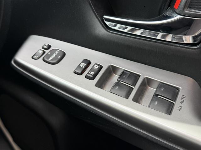 プリウスアルファ Sツーリングセレクション 社外ナビEX009V/CD/DVD/BT/SD/フルセグTV/バックカメラ/ETC/前後ドライブレコーダー/社外レーダー/LEDヘッドライト/オートライト/フォグランプ/純正ドアバイザー/フロアマット(18枚目)