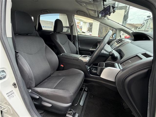 プリウスアルファ Sツーリングセレクション 社外ナビEX009V/CD/DVD/BT/SD/フルセグTV/バックカメラ/ETC/前後ドライブレコーダー/社外レーダー/LEDヘッドライト/オートライト/フォグランプ/純正ドアバイザー/フロアマット(24枚目)