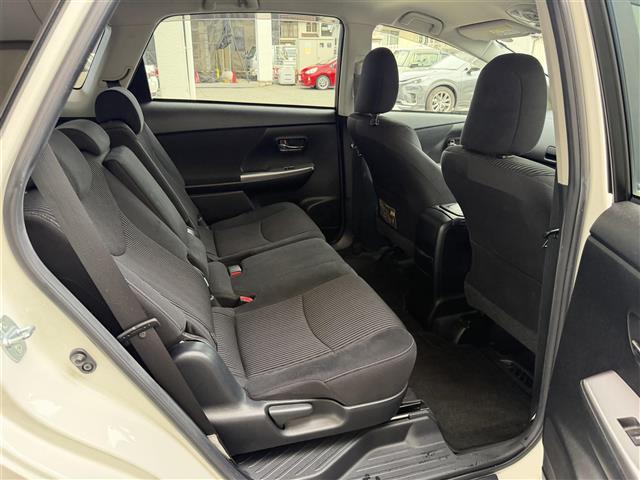 プリウスアルファ Sツーリングセレクション 社外ナビEX009V/CD/DVD/BT/SD/フルセグTV/バックカメラ/ETC/前後ドライブレコーダー/社外レーダー/LEDヘッドライト/オートライト/フォグランプ/純正ドアバイザー/フロアマット(30枚目)