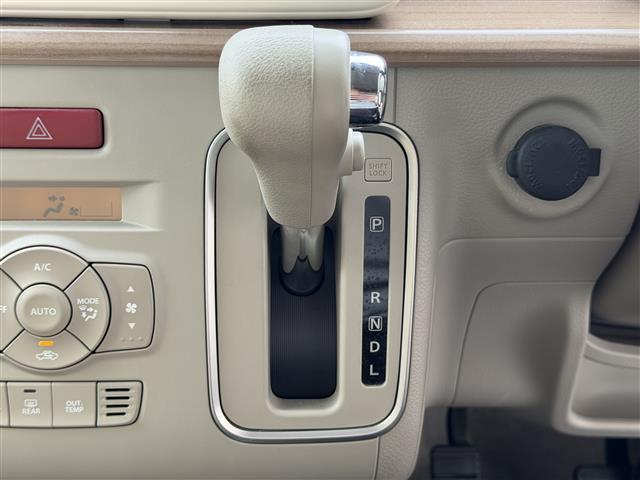 アルトラパン X 社外ナビAVN-R10/CD/BT/SD/フルセグTV/バックカメラ/ETC/衝突軽減ブレーキ/コーナーセンサー/前後ドライブレコーダー/前席シートヒーター/HIDヘッドライト/オートライト/バイザー(14枚目)