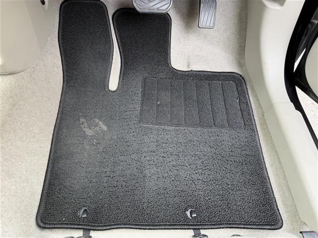 アルトラパン X 社外ナビAVN-R10/CD/BT/SD/フルセグTV/バックカメラ/ETC/衝突軽減ブレーキ/コーナーセンサー/前後ドライブレコーダー/前席シートヒーター/HIDヘッドライト/オートライト/バイザー(21枚目)