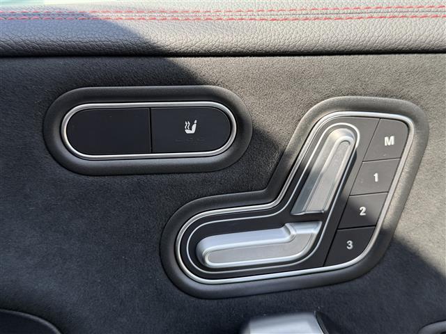 CLAクラス シューティングブレーク CLA200d シューティングブレーク 純正ナビ/BT/USB/フルセグTV/全周囲カメラ/ETC2.0/衝突軽減ブレーキ/レーダークルーズコントロール/前後コーナーセンサー/前後ドライブレコーダー/ハーフレザーシート/純正フロアマット(20枚目)