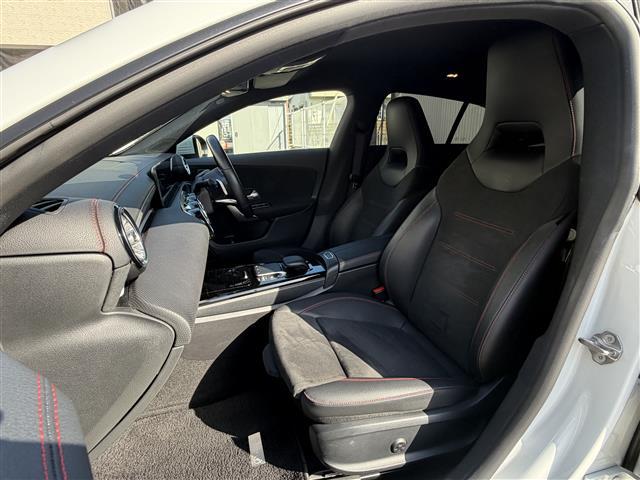 CLAクラス シューティングブレーク CLA200d シューティングブレーク 純正ナビ/BT/USB/フルセグTV/全周囲カメラ/ETC2.0/衝突軽減ブレーキ/レーダークルーズコントロール/前後コーナーセンサー/前後ドライブレコーダー/ハーフレザーシート/純正フロアマット(23枚目)