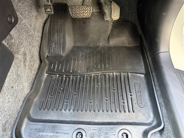 プロボックス F キャリア付き/純正ナビ/CD/BT/SD/フルセグTV/ETC/AC100V/リモコンキー/オートライト/オートハイビーム/ヘッドライトレベライザー/防眩ミラー/ドアバイザー(6枚目)