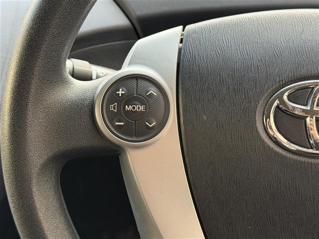 プリウス S 17インチ社外ホイール(HRS)/ナビ/NSCP-W64/CD/DVD/BT/SD/ワンセグTV/バックカメラ/ETC/前方ドライブレコーダー/オートライト/スマートキー/電動格納ミラー(9枚目)