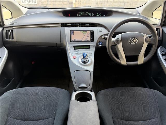 プリウス S 17インチ社外ホイール(HRS)/ナビ/NSCP-W64/CD/DVD/BT/SD/ワンセグTV/バックカメラ/ETC/前方ドライブレコーダー/オートライト/スマートキー/電動格納ミラー(42枚目)