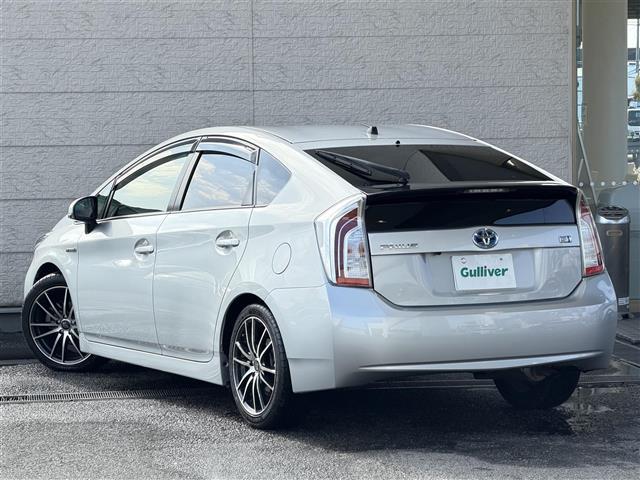 プリウス S 17インチ社外ホイール(HRS)/ナビ/NSCP-W64/CD/DVD/BT/SD/ワンセグTV/バックカメラ/ETC/前方ドライブレコーダー/オートライト/スマートキー/電動格納ミラー(43枚目)