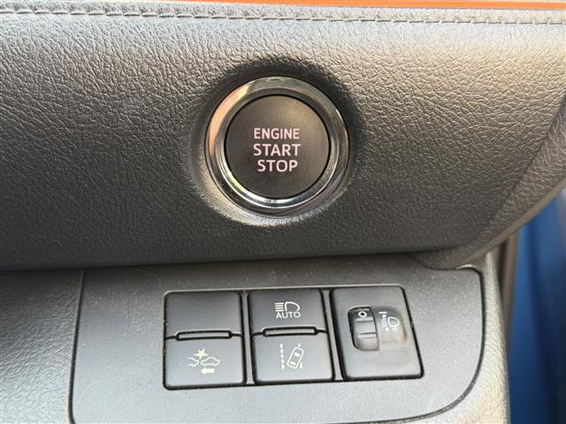 シエンタ Ｇ　雹害／ワンオーナー／純正ディーラーナビ（ＣＤ／ＢＴ／フルセグＴＶ）／バックカメラ／両側パワースライドドア／トヨタセーフティセンス／レーンアシスト／オートマチックハイビーム／（12枚目）