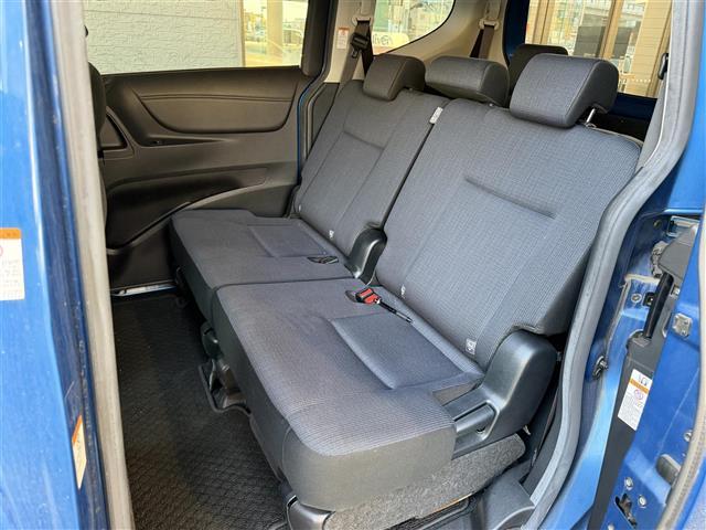 シエンタ Ｇ　雹害／ワンオーナー／純正ディーラーナビ（ＣＤ／ＢＴ／フルセグＴＶ）／バックカメラ／両側パワースライドドア／トヨタセーフティセンス／レーンアシスト／オートマチックハイビーム／（25枚目）