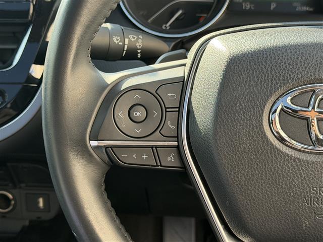 カムリ ＷＳレザーパッケージ　／ワンオーナー／純正メーカーナビ（ＢＴ／Ｍｉｒａｃａｓｔ）／バックカメラ／ＧＲエアロ／フロント／サイド／リア／リアアンダー／ＴＲＤマフラー／サンルーフ☆／ルレザーシート／前席パワーシート（6枚目）