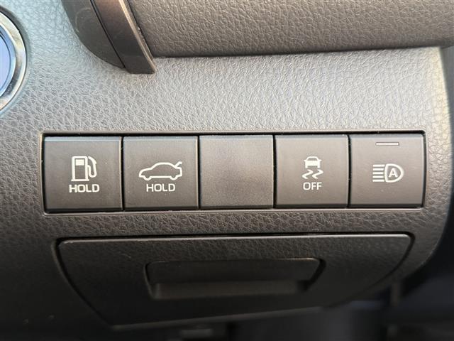 カムリ ＷＳレザーパッケージ　／ワンオーナー／純正メーカーナビ（ＢＴ／Ｍｉｒａｃａｓｔ）／バックカメラ／ＧＲエアロ／フロント／サイド／リア／リアアンダー／ＴＲＤマフラー／サンルーフ☆／ルレザーシート／前席パワーシート（13枚目）