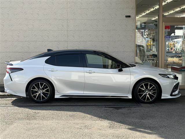 カムリ ＷＳレザーパッケージ　／ワンオーナー／純正メーカーナビ（ＢＴ／Ｍｉｒａｃａｓｔ）／バックカメラ／ＧＲエアロ／フロント／サイド／リア／リアアンダー／ＴＲＤマフラー／サンルーフ☆／ルレザーシート／前席パワーシート（35枚目）